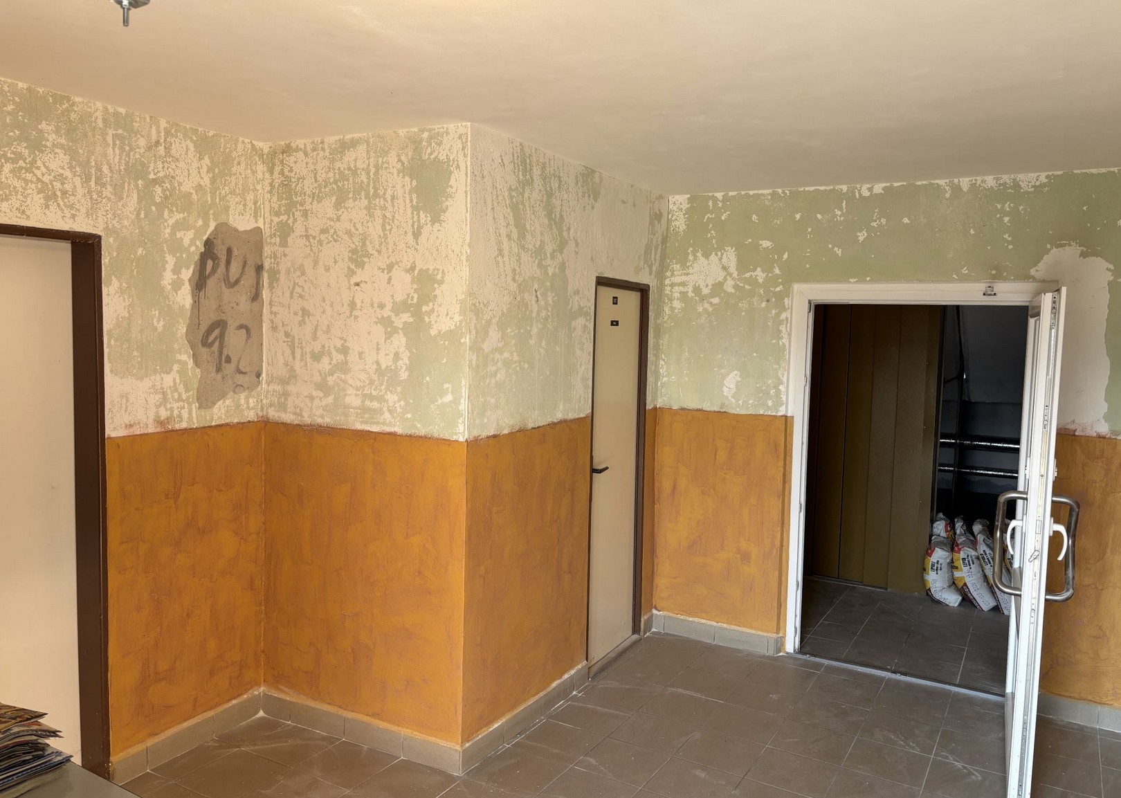 Výmalba společných prostor – chodby